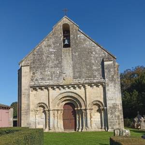 Eglise romane de Saint-Génard
